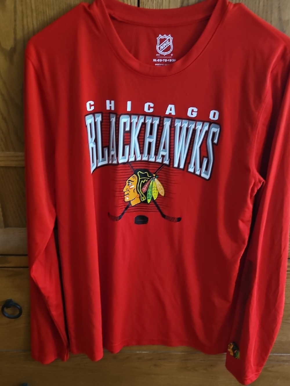 Chicago Blackhawks Red Long Sleeve NHL Tee BOGO